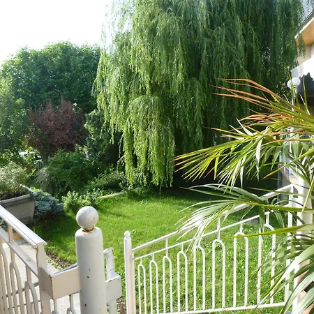 Hotel L'embellie 2*