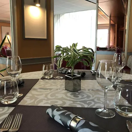 L'embellie Hotel Treffort (Ain)
